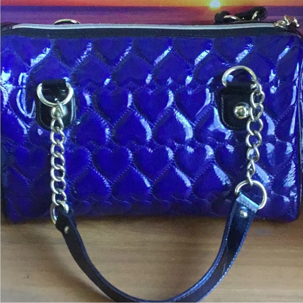 💙BETSEY JOHNSON BAG💙 - Picture 2 of 8